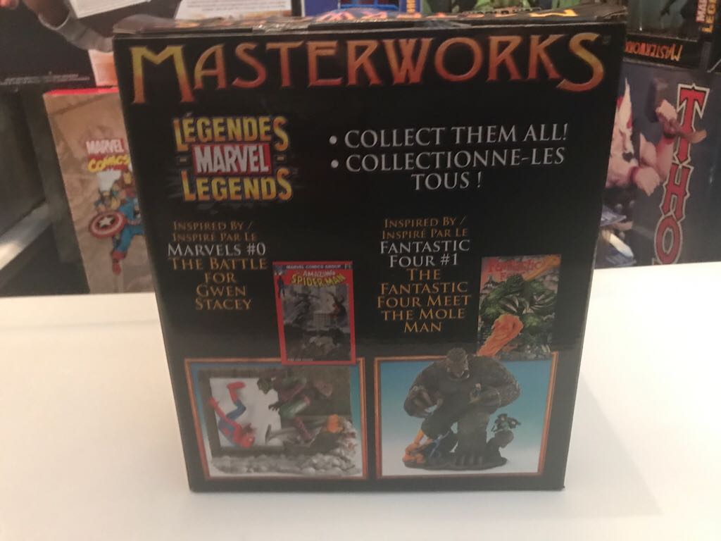 Marvel Legends Masterworks - Fantastic Four  action figure collectible [Barcode 035112715856] - Main Image 2