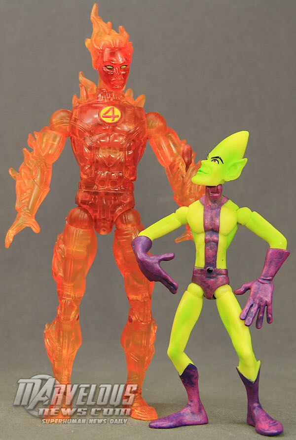 Human Torch With Impy - Toybiz (Fantastic Four) action figure collectible [Barcode 035112723073] - Main Image 3