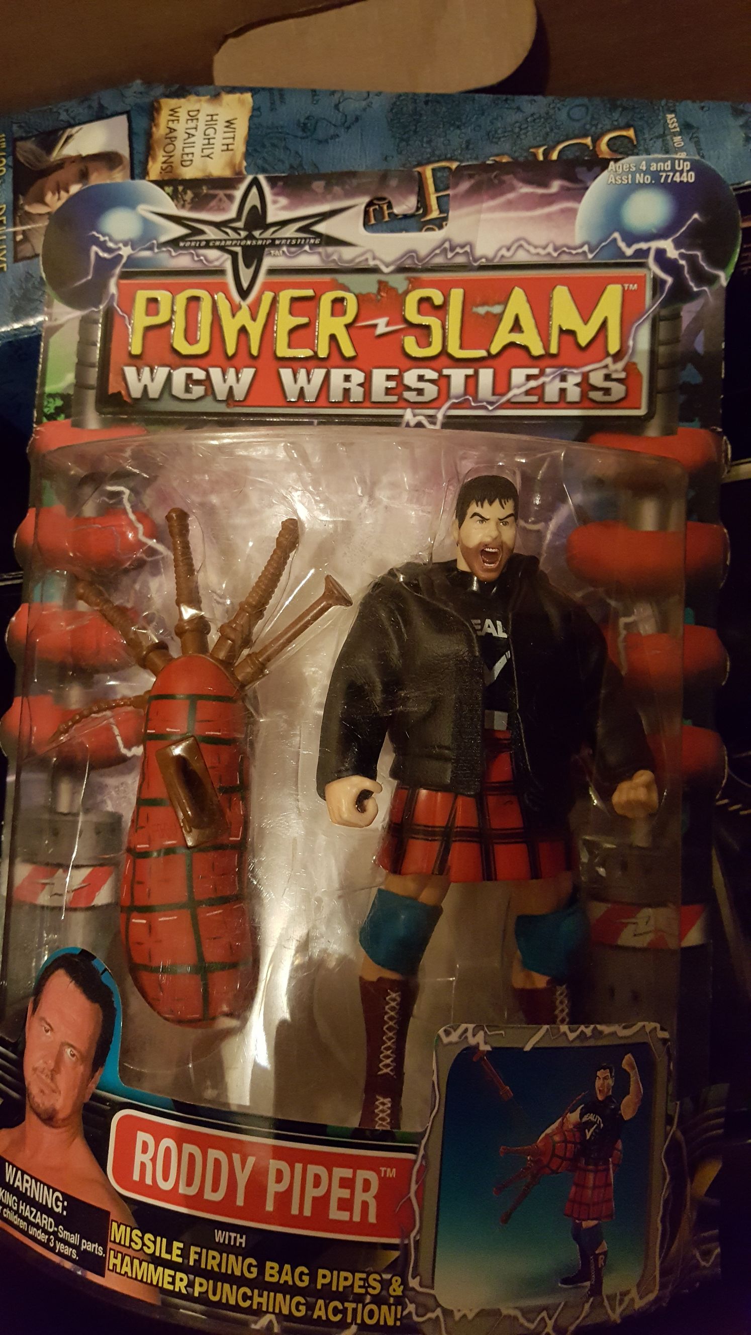 DCUC Wave 2 Figure 3 Harley Quinn