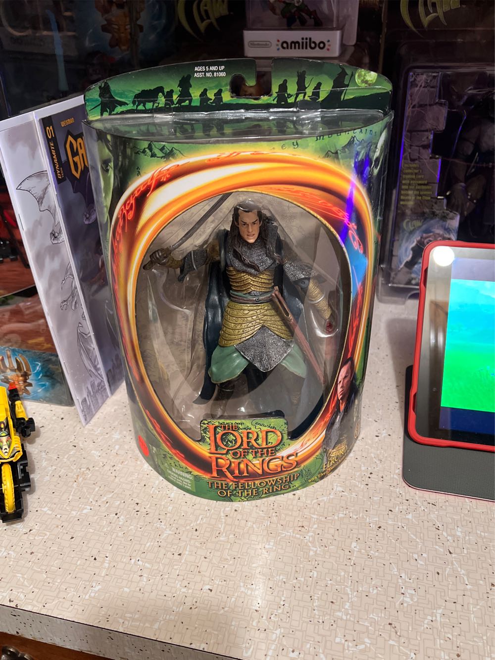 Elrond - Toy Biz (Fellowship Of The Ring) (Lord of the Rings : Fellowship of the Ring) action figure collectible [Barcode 035112810629] - Main Image 3