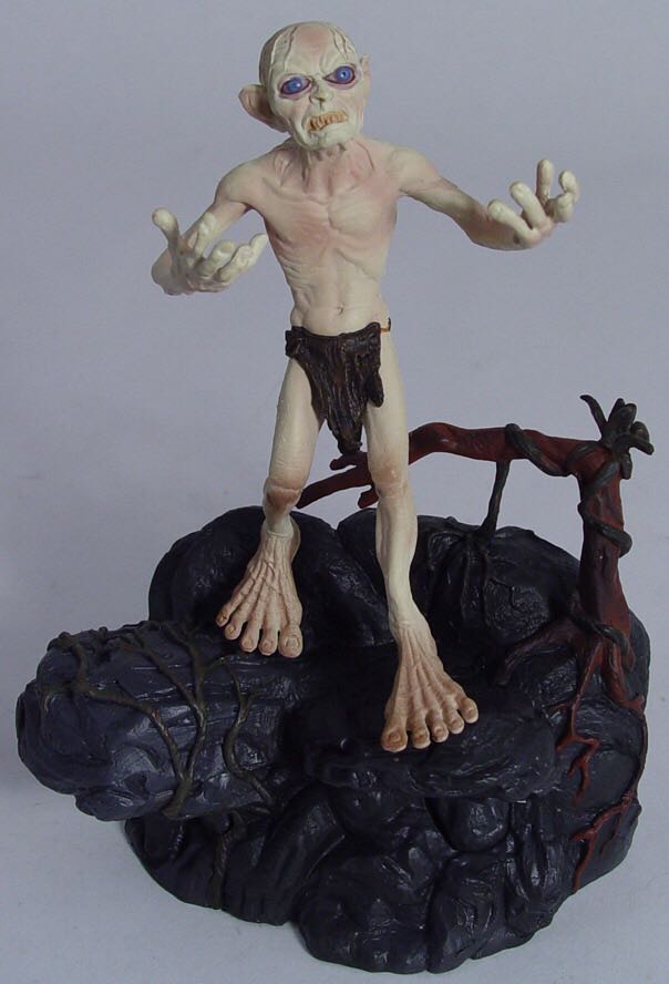 Smeagol - Toy Biz (LOTR: The Two Towers) action figure collectible [Barcode 035112811121] - Main Image 2