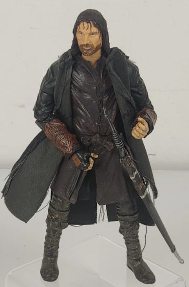 Lord of The Rings: Aragorn Action Figure by ToyBiz - Toy Biz (Return Of The King) (Sci-Fi/Adventure/Fantasy) action figure collectible [Barcode 035112813712] - Main Image 4