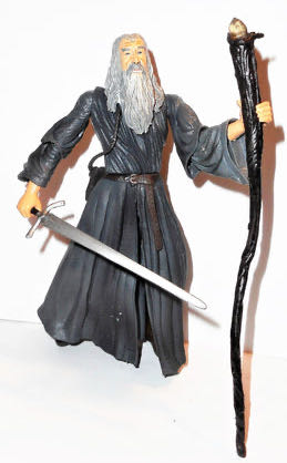Gandalf the Grey: with Light-up Sword - TOYBIZ (Lord Of The Rings) (LOTR: The Fellowship Of The Ring) action figure collectible [Barcode 035112813880] - Main Image 3