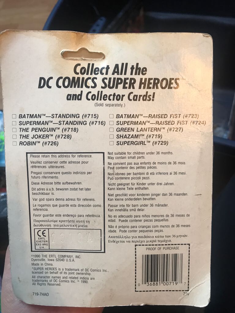 Shazam - Ertl (DC Comics Super Heroes: Diecast Metal Figures w/Card) action figure collectible [Barcode 036881007197] - Main Image 2