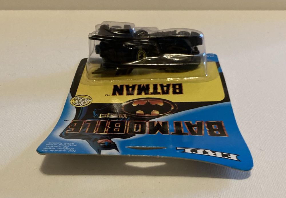 Batman 1989 Batmobile  - The ERTL company,INC. (Batman (1989)) action figure collectible [Barcode 036881010647] - Main Image 3