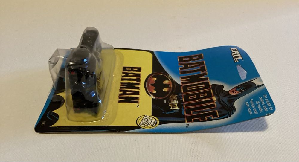 Batman 1989 Batmobile  - The ERTL company,INC. (Batman (1989)) action figure collectible [Barcode 036881010647] - Main Image 4