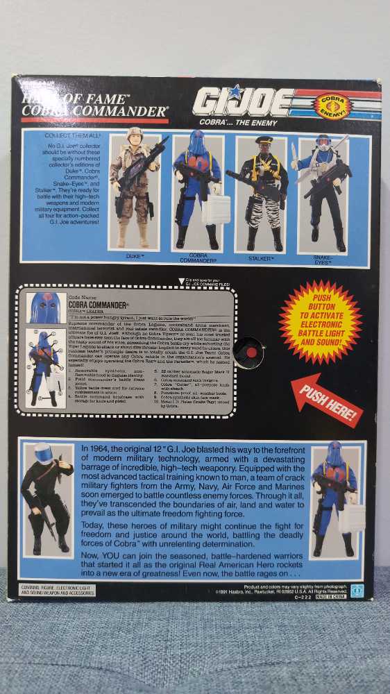 Cobra Commander [v1] - Hasbro (G.I. Joe: 12” Figures: Hall Of Fame) action figure collectible [Barcode 038976068274] - Main Image 2