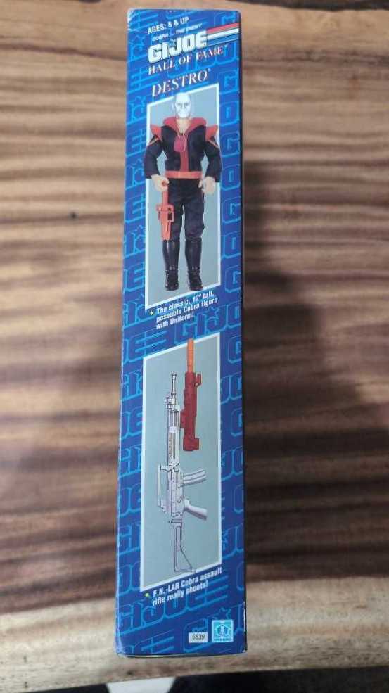 Destro [v1] - Hasbro (G.I. Joe: 12” Figures: Hall Of Fame) action figure collectible [Barcode 038976068397] - Main Image 3
