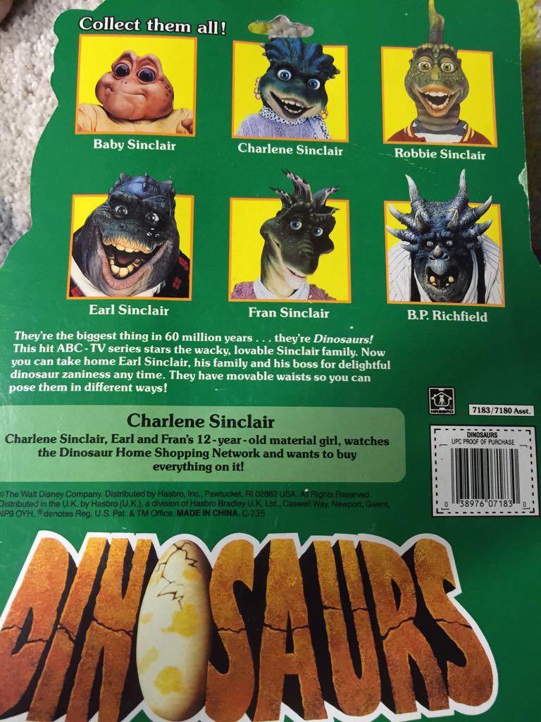 Dinosaurs - Charlene Sinclair - Hasbro (Dinosaurs) action figure collectible [Barcode 038976071830] - Main Image 2