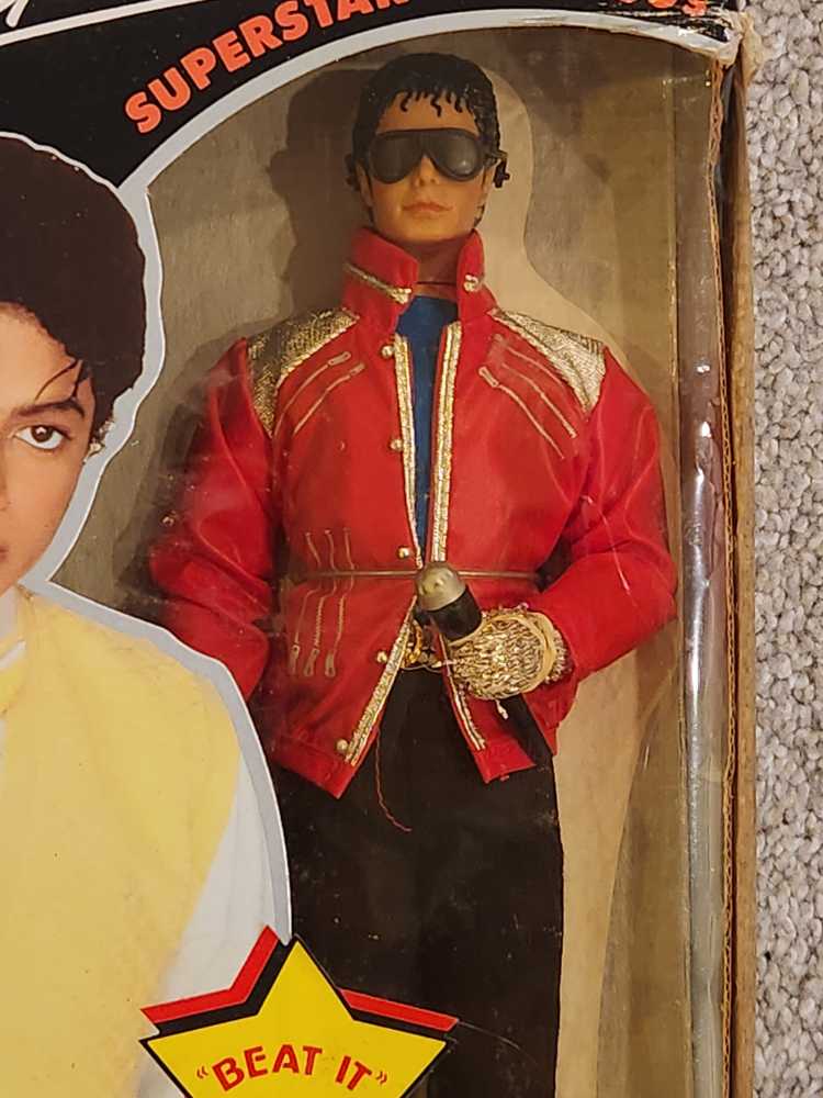 Michael Jackson-”American Music Awards” Outfit - Ljn (Michael Jackson) action figure collectible [Barcode 023582078007] - Main Image 4