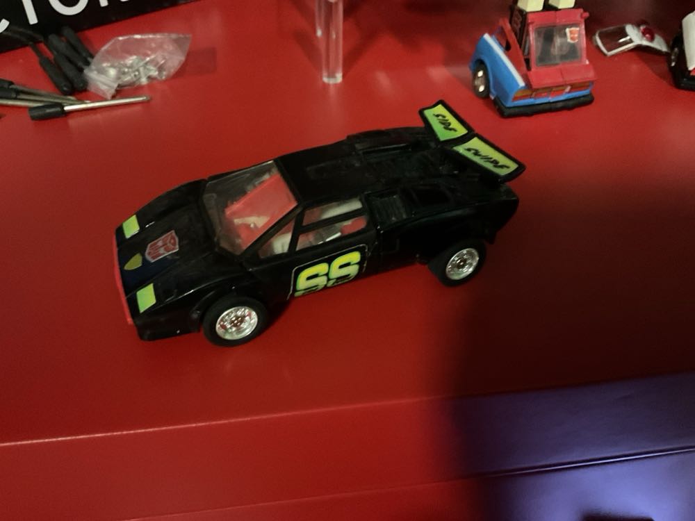 Transformers G2 Sideswipe - Hasbro (Transformers Generation 2) action figure collectible [Barcode 038976800126] - Main Image 2