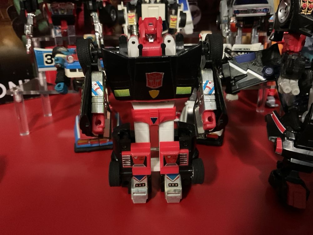 Transformers G2 Sideswipe - Hasbro (Transformers Generation 2) action figure collectible [Barcode 038976800126] - Main Image 4