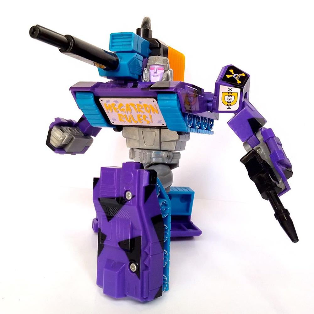 Transformers G2 Megatron (Hero) - Hasbro (Transformers Generation 2) action figure collectible [Barcode 038976801468] - Main Image 6