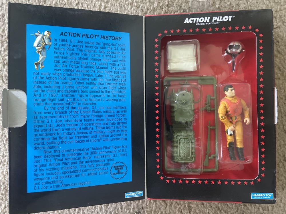 Action Pilot [v1] - Hasbro Toy (G.I. Joe: A Real American Hero: 30th Anniversary) action figure collectible [Barcode 038976810460] - Main Image 3