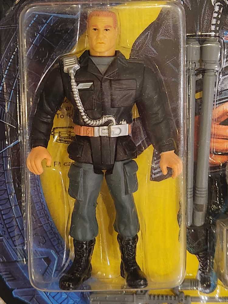 Col. O’Neil - Hasbro Toy (Stargate) action figure collectible [Barcode 038976890110] - Main Image 3