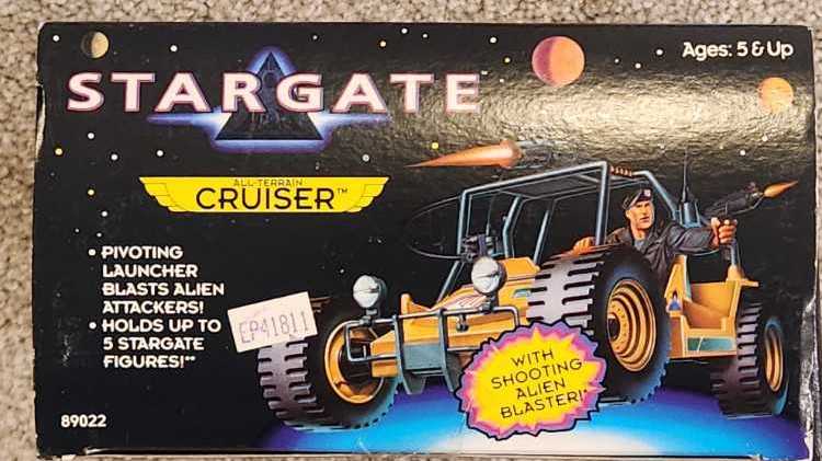 Stargate Cruiser (All-Terrain) - Hasbro (Stargate) action figure collectible [Barcode 038976890226] - Main Image 3