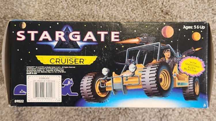 Stargate Cruiser (All-Terrain) - Hasbro (Stargate) action figure collectible [Barcode 038976890226] - Main Image 4