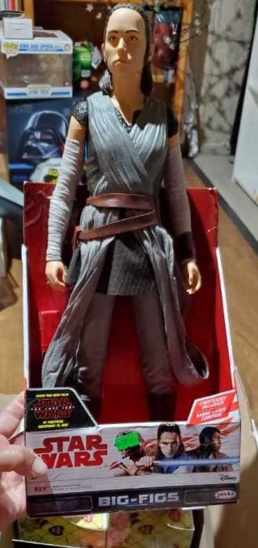 18” Rey- The Last Jedi - Jakks Pacific (Star Wars- The Last Jedi) action figure collectible [Barcode 039897368993] - Main Image 3
