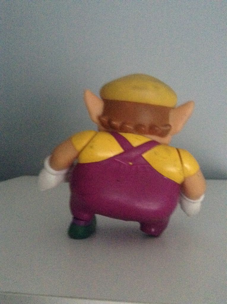 Wario - JAKKS Pacific, Inc. (World Of Nintendo) action figure collectible [Barcode 039897685236] - Main Image 2