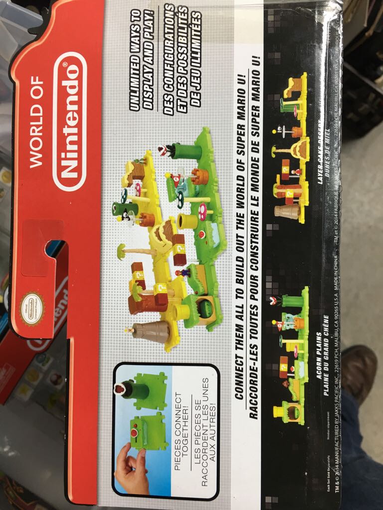 1-1 Micro Land Yoshi + Layer Cake Desert - Jakks Pacific (World Of Nintendo Micro Land) action figure collectible [Barcode 039897685489] - Main Image 2