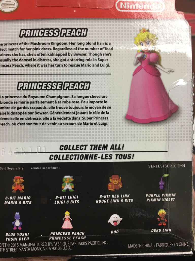 Princess Peach - JAKKS Pacific, Inc. (World Of Nintendo) action figure collectible [Barcode 039897867366] - Main Image 2