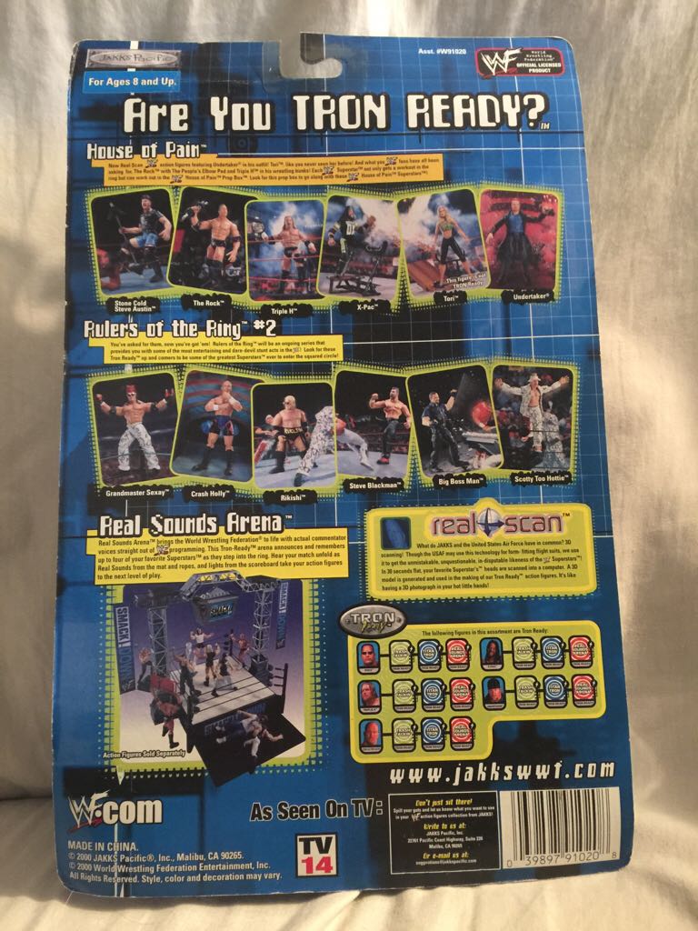 Undertaker - JAKKS Pacific, Inc. (WWF) action figure collectible [Barcode 039897910208] - Main Image 2