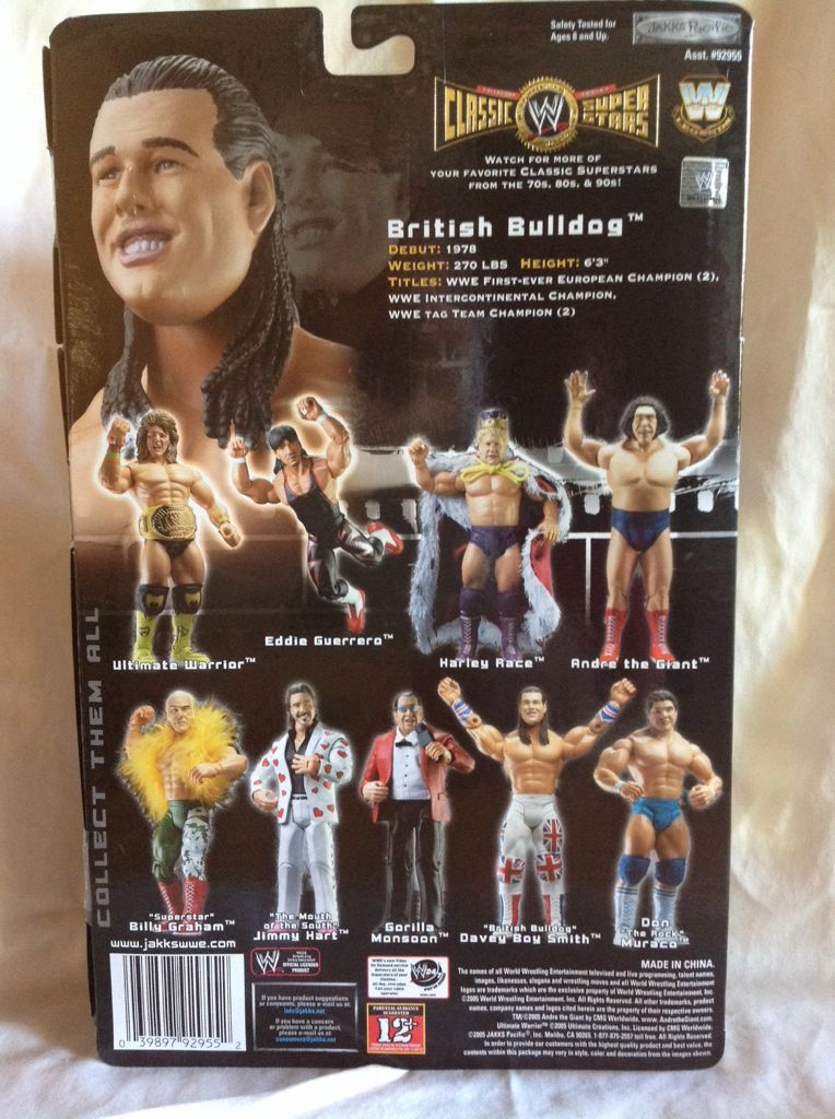 Eddie Guerrero - Jakks Pacific (WWE Classic Superstars) action figure collectible [Barcode 039897929552] - Main Image 2