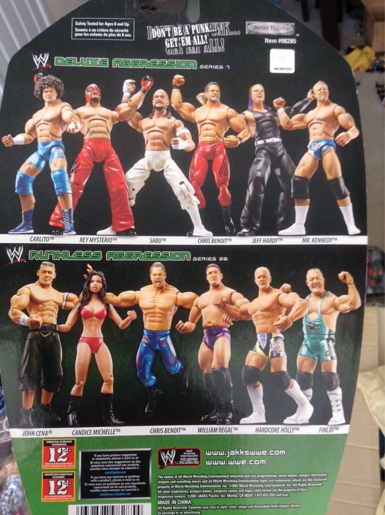 Rob Van Dam Limited Edition 1/5000 ECW title - Jakks Pacific (WWE) action figure collectible [Barcode 039897982854] - Main Image 2