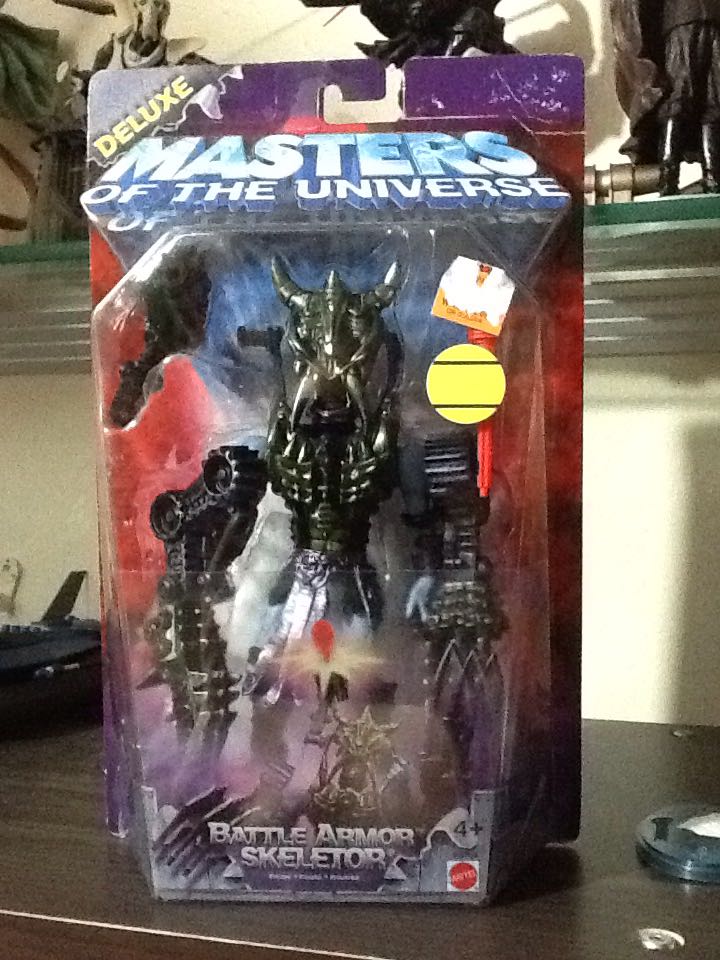 MOTU 200X: Battle Armor Skeletor - Mattel (2000x Masters Of The Universe) action figure collectible [Barcode 027084007107] - Main Image 2