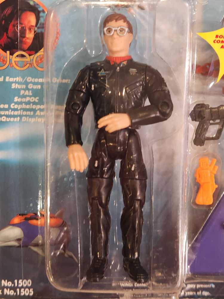 Lieutenant J.G. Tim O’Neil - Playmates (SeaQuest DSV) action figure collectible [Barcode 043377015055] - Main Image 3