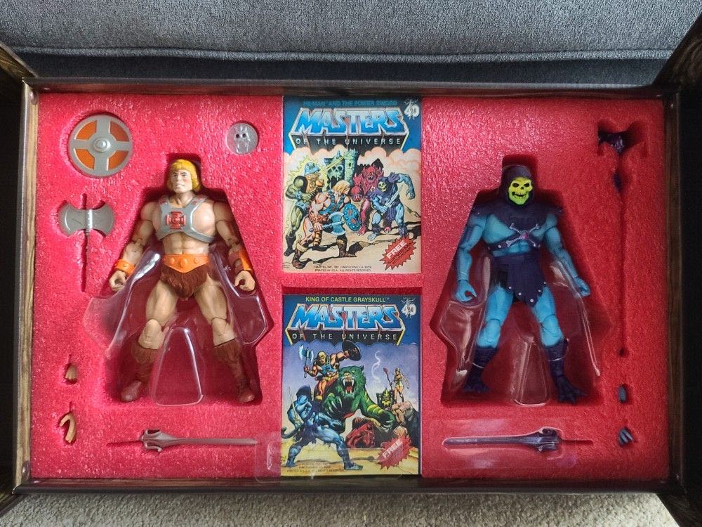 He-Man vs. Skeletor - Mattel (Masters Of The Universe) action figure collectible [Barcode 027084011685] - Main Image 2