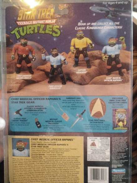 Chief Med Officer Raphael - Playmates Toys (TMNT) action figure collectible [Barcode 043377034537] - Main Image 4