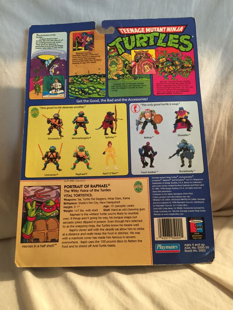 Leonardo - Playmates Toys (Teenage Mutant Ninja Turtles: 1998) action figure collectible [Barcode 043377050001] - Main Image 2