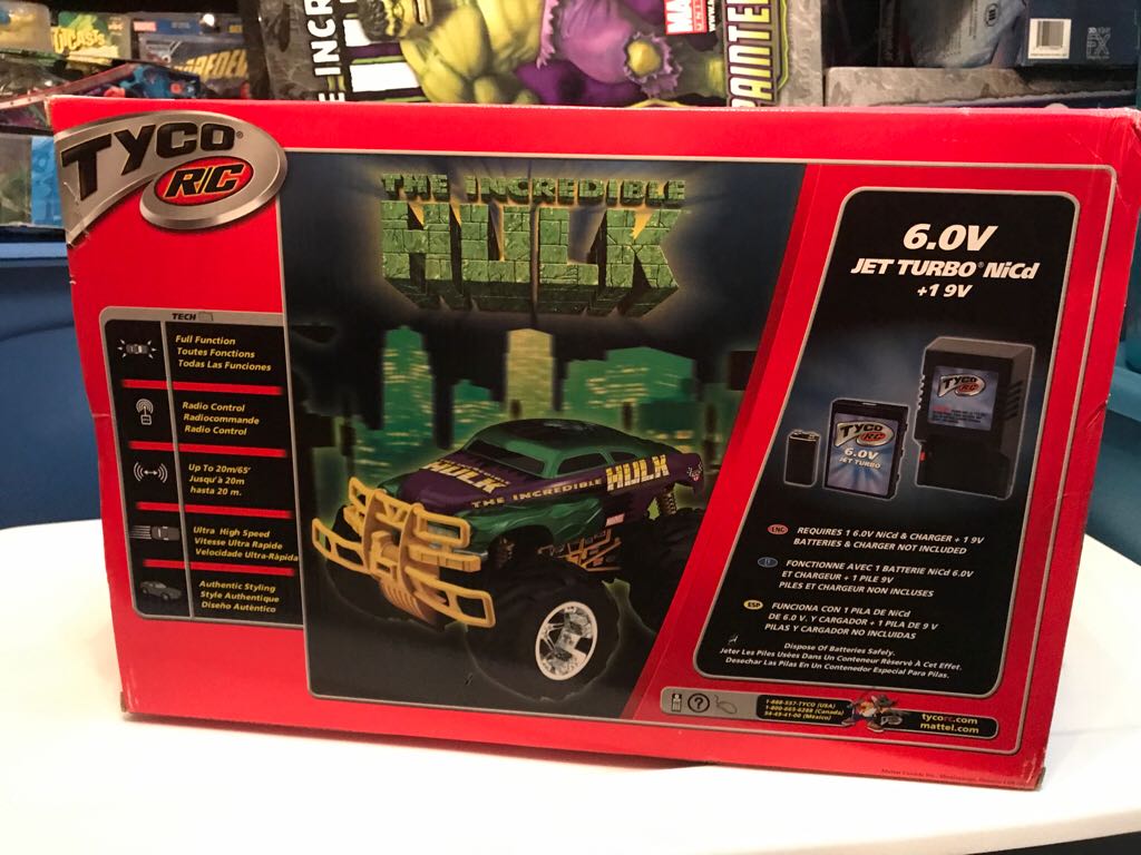 Tyco RC The Incredible Hulk Monster Jam  action figure collectible [Barcode 027084027525] - Main Image 2