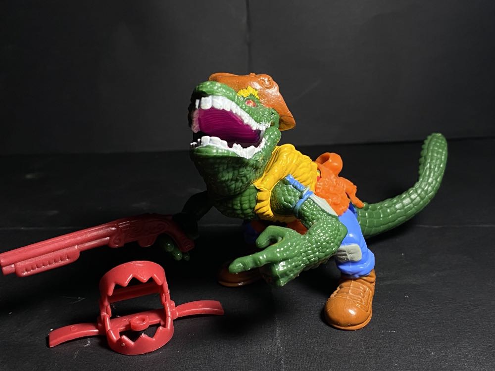 Leatherhead - Playmates Toys (Teenage Mutant Ninja Turtles (1989)) action figure collectible [Barcode 043377050520] - Main Image 3