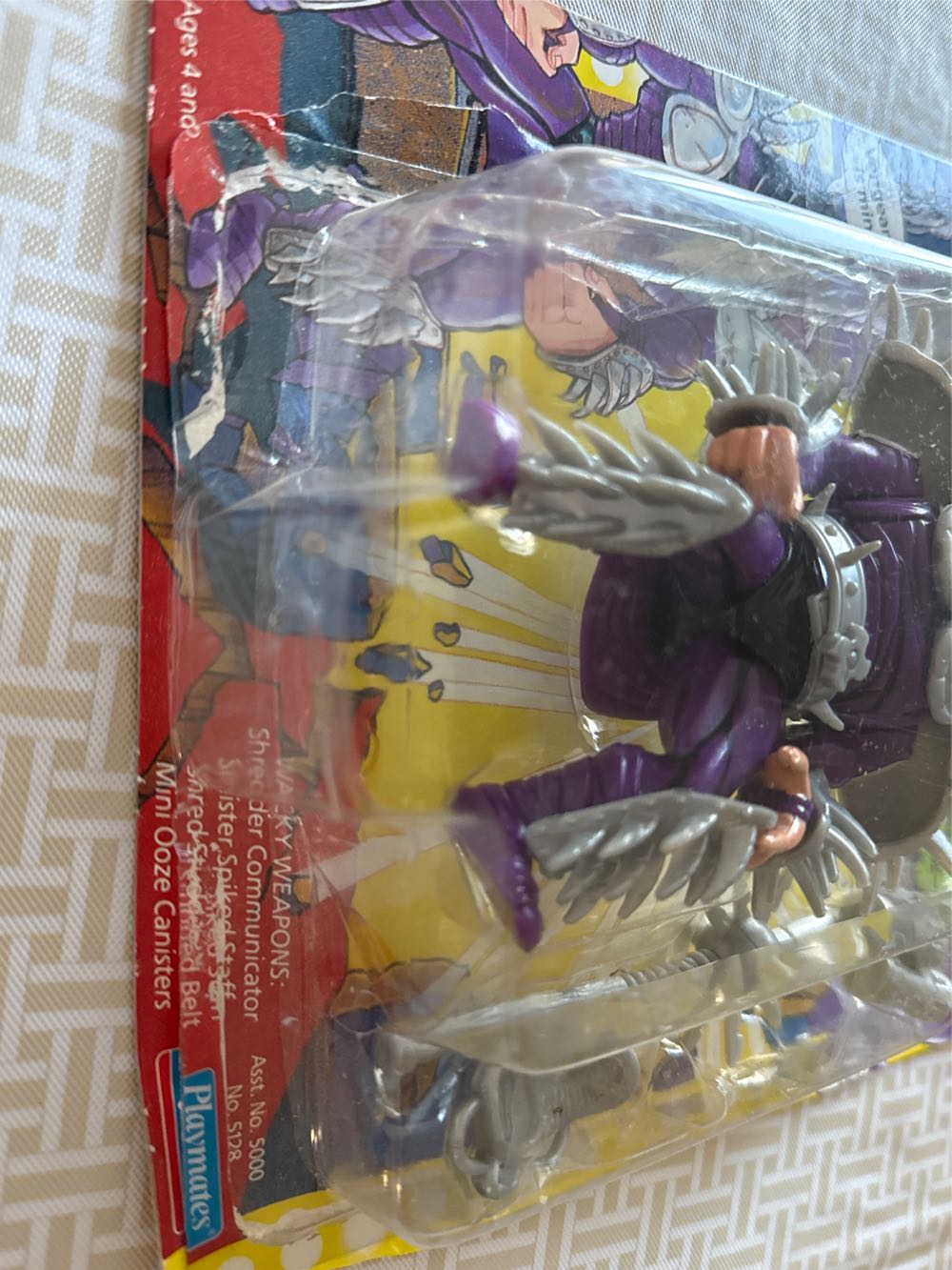 Super Shredder - Playmates Toys (Teenage Mutant Ninja Turtles (1991)) action figure collectible [Barcode 043377051282] - Main Image 4