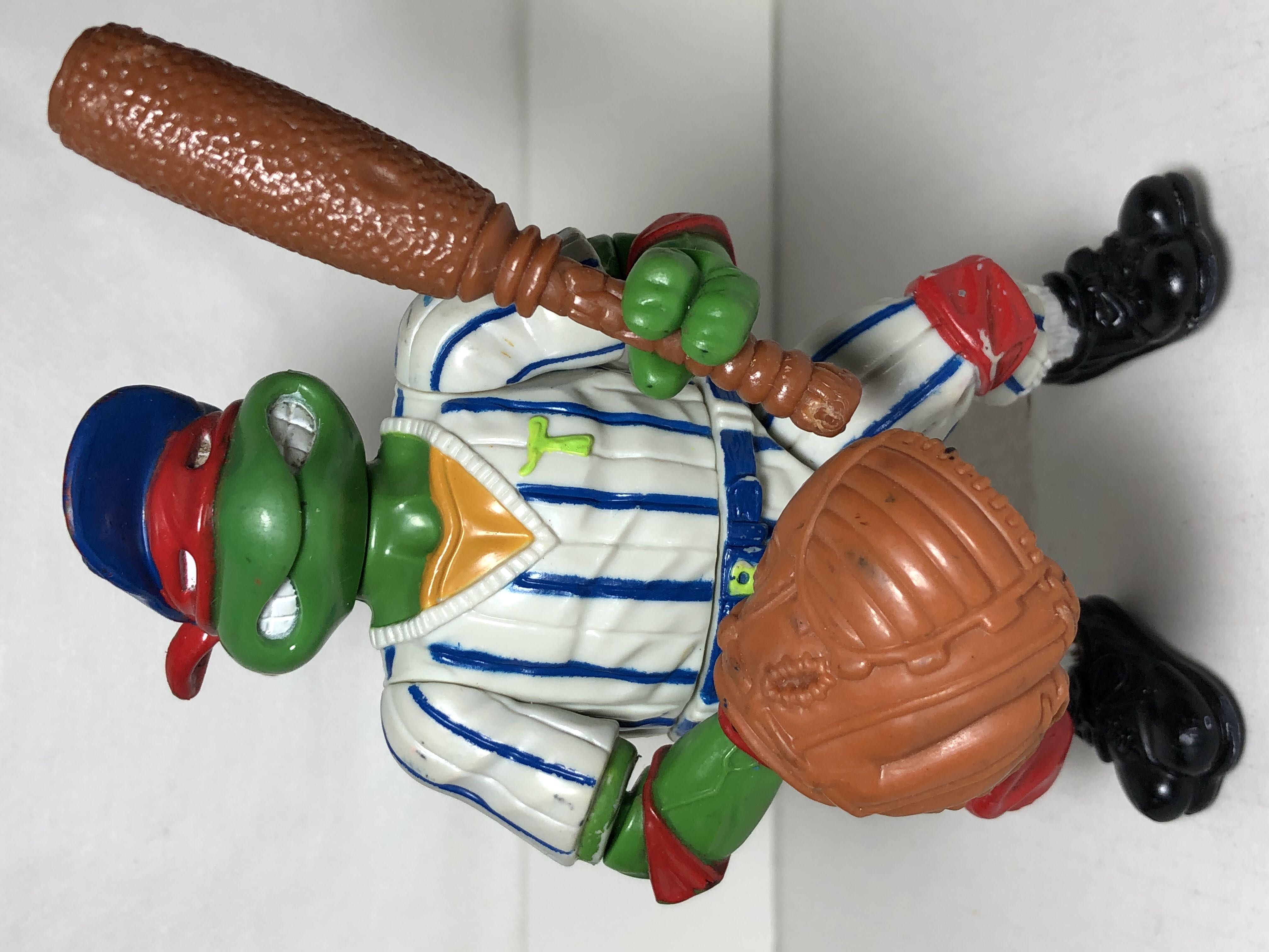 Grand Slammin’ Raph - Playmates Toys (Teenage Mutant Ninja Turtles (1991)) action figure collectible [Barcode 043377051442] - Main Image 4