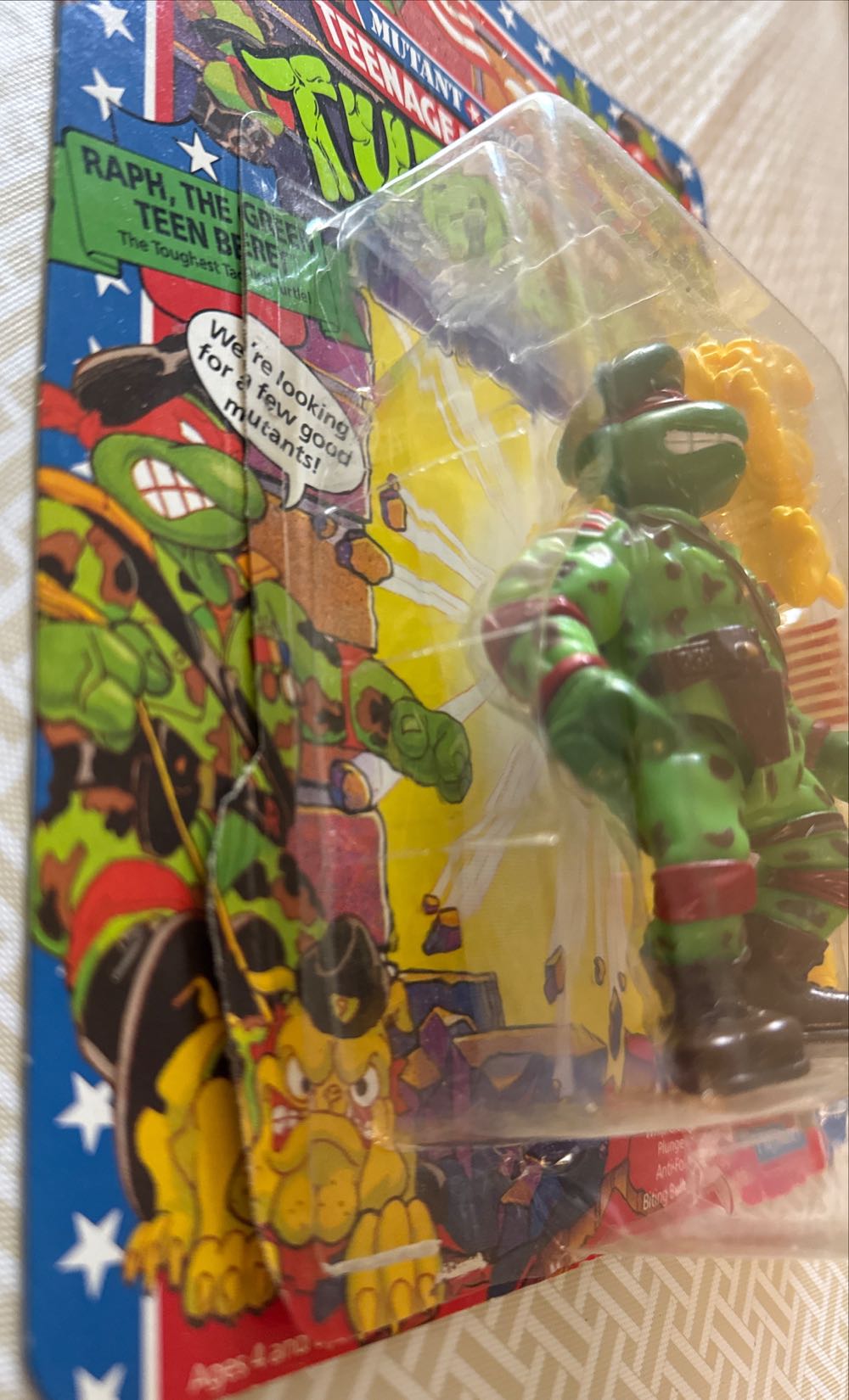 Raph The Green Teen Beret - Playmates Toys (Teenage Mutant Ninja Turtles (1991)) action figure collectible [Barcode 043377051527] - Main Image 3