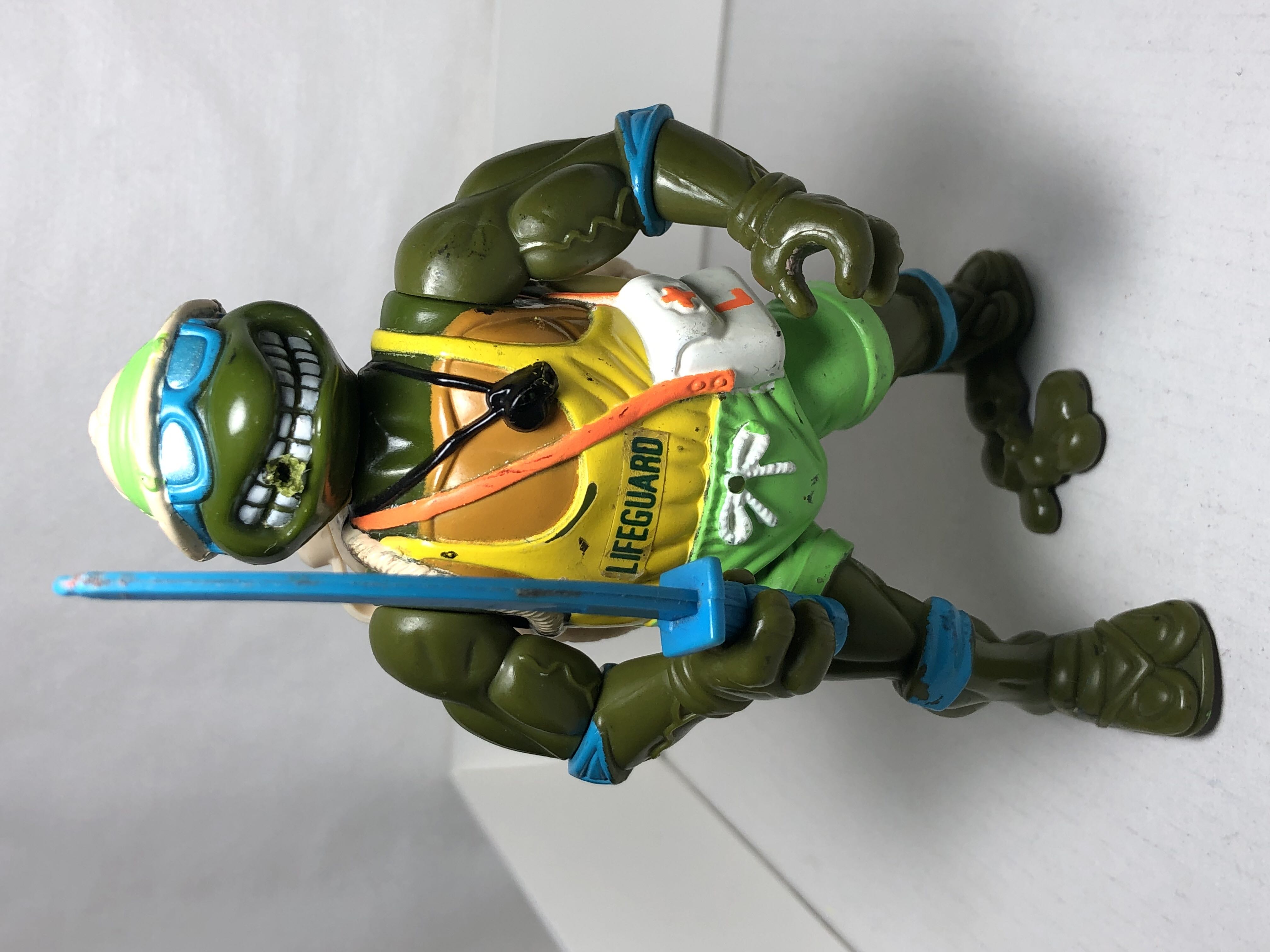 Lifeguard Leo - Playmates (Teenage Mutant Ninja Turtles (1992)) action figure collectible [Barcode 043377052548] - Main Image 4