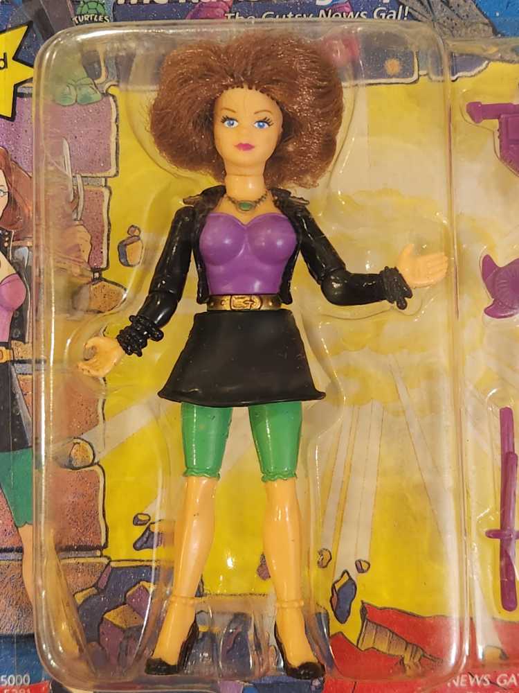 April The Ravishing Reporter - Playmates Toys (Teenage Mutant Ninja Turtles (1992)) action figure collectible [Barcode 043377052814] - Main Image 3