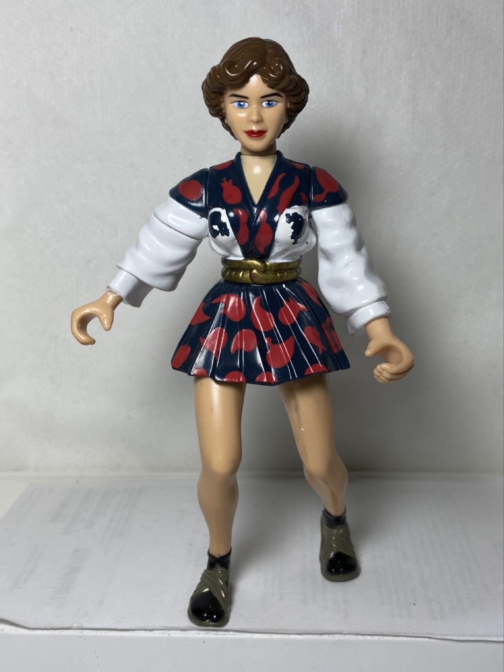 Movie III April - Playmates Toys (Teenage Mutant Ninja Turtles) action figure collectible [Barcode 043377054795] - Main Image 4