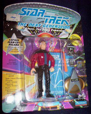 Star Trek TNG: Captain Jean-Luc Picard - Playmates (Star Trek: The Next Generation) action figure collectible [Barcode 043377060116] - Main Image 1