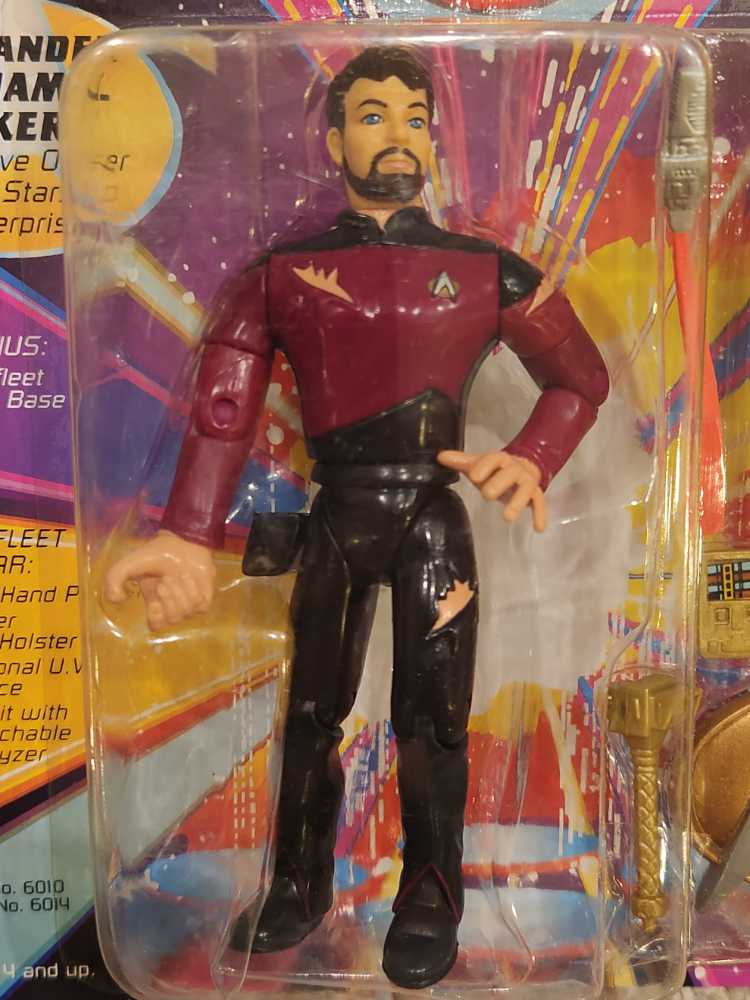Commader William T Riker - Playmates (Star Trek TNG) action figure collectible [Barcode 043377060147] - Main Image 3