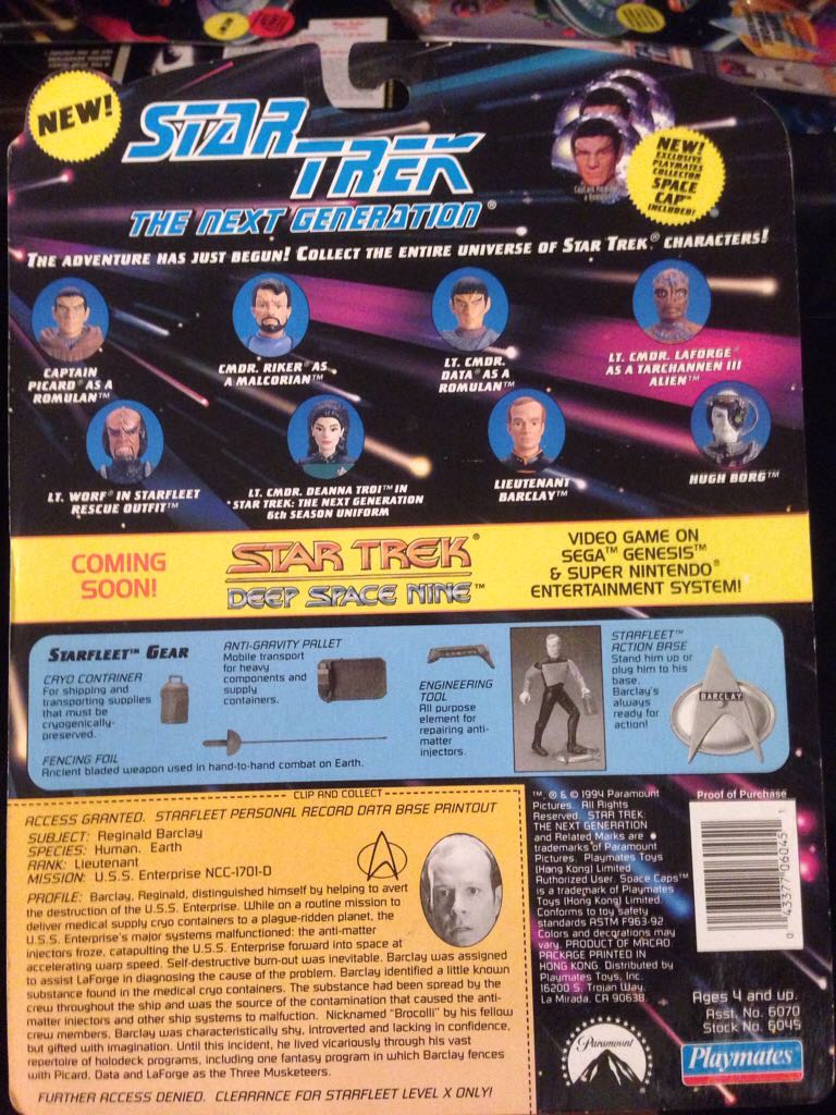 Lieutenant Barclay - Playmates (Star Trek: The Next Generation) action figure collectible [Barcode 043377060451] - Main Image 2