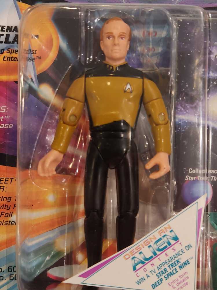 Lieutenant Barclay - Playmates (Star Trek: The Next Generation) action figure collectible [Barcode 043377060451] - Main Image 3