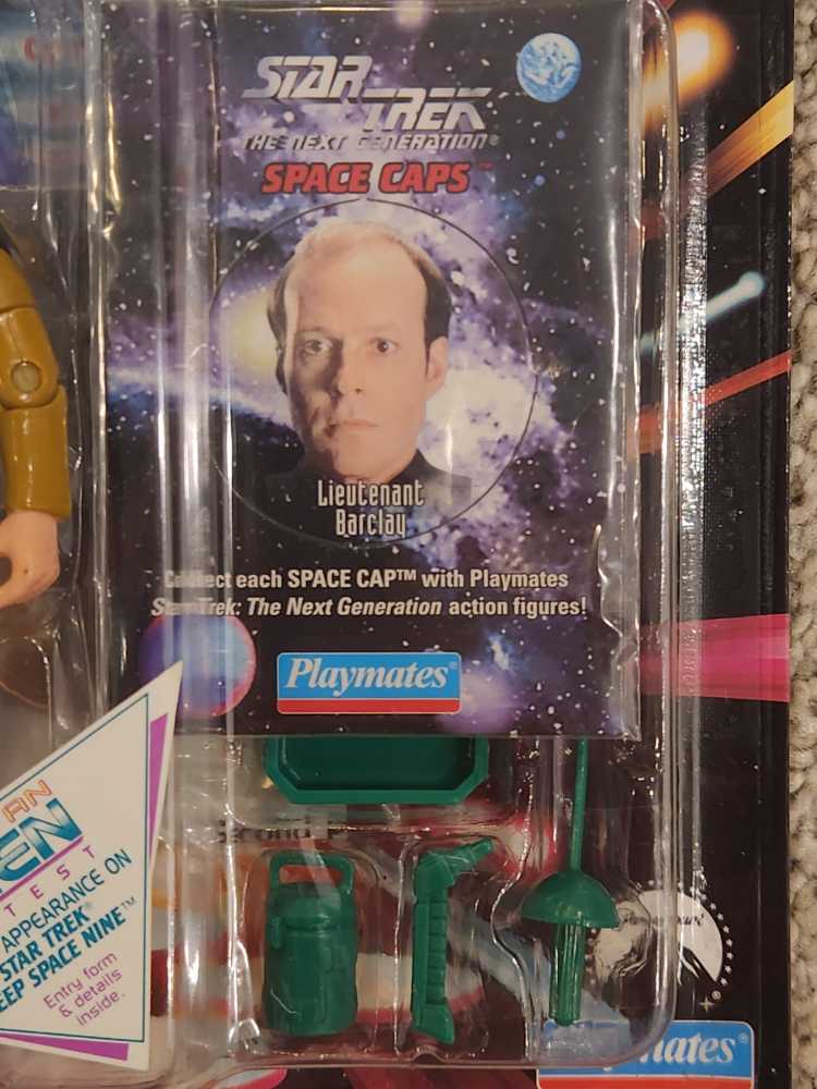 Lieutenant Barclay - Playmates (Star Trek: The Next Generation) action figure collectible [Barcode 043377060451] - Main Image 4