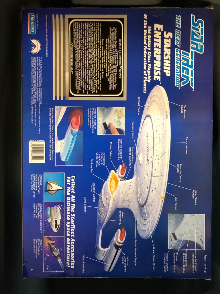 STARSHIP ENTERPRISE  - Playmates (The Next Generation) action figure collectible [Barcode 043377061021] - Main Image 2