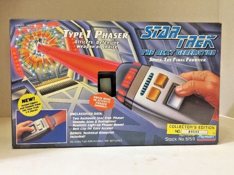 Type 1 Phaser - Playmates Toys (Star Trek TNG) action figure collectible [Barcode 043377061595] - Main Image 2