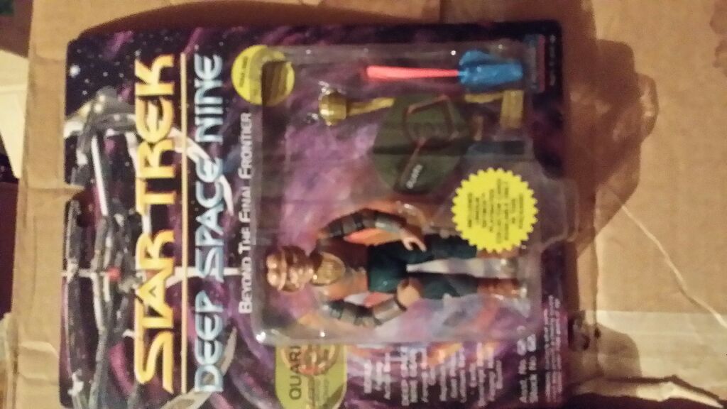 Quark - Playmates Toys (Star Trek DS9) action figure collectible [Barcode 043377062035] - Main Image 1
