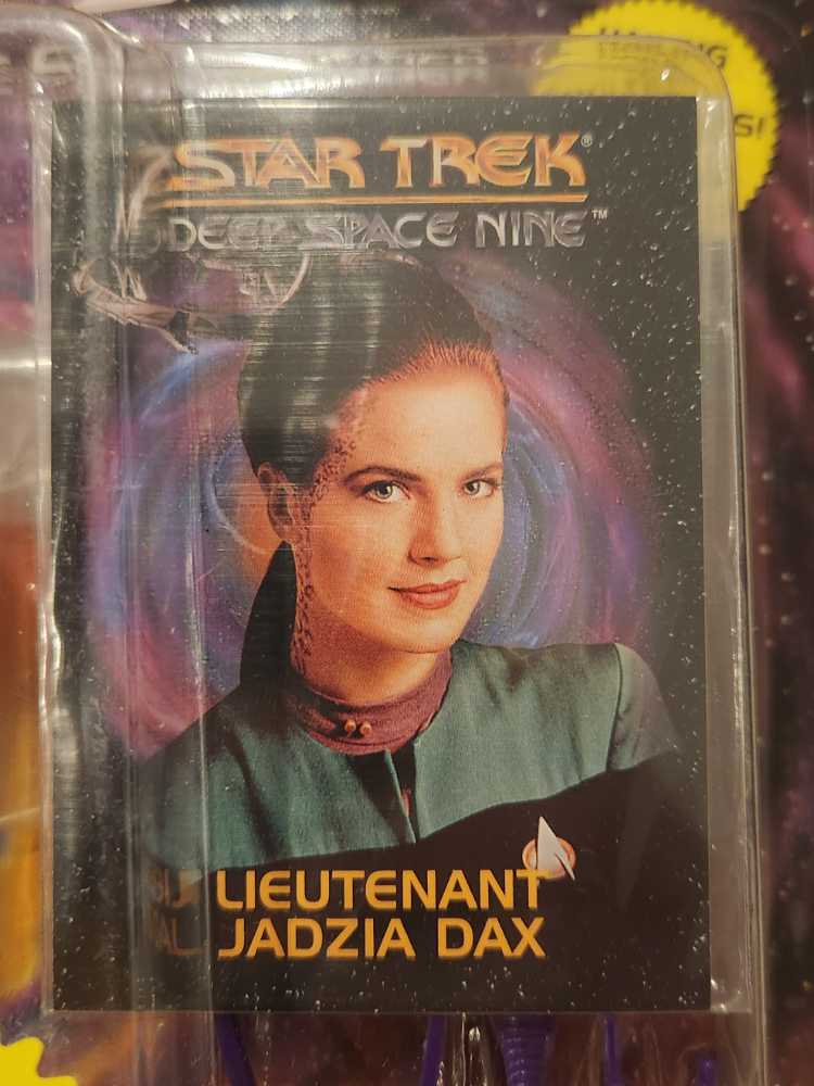 Lieutenant Jadzia Dax - Playmates (Star Trek Deep Space Nine) action figure collectible [Barcode 043377062059] - Main Image 4